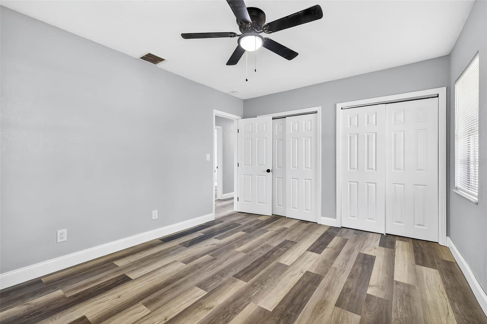 Image 29 of 39 For 722 16th Avenue Nw