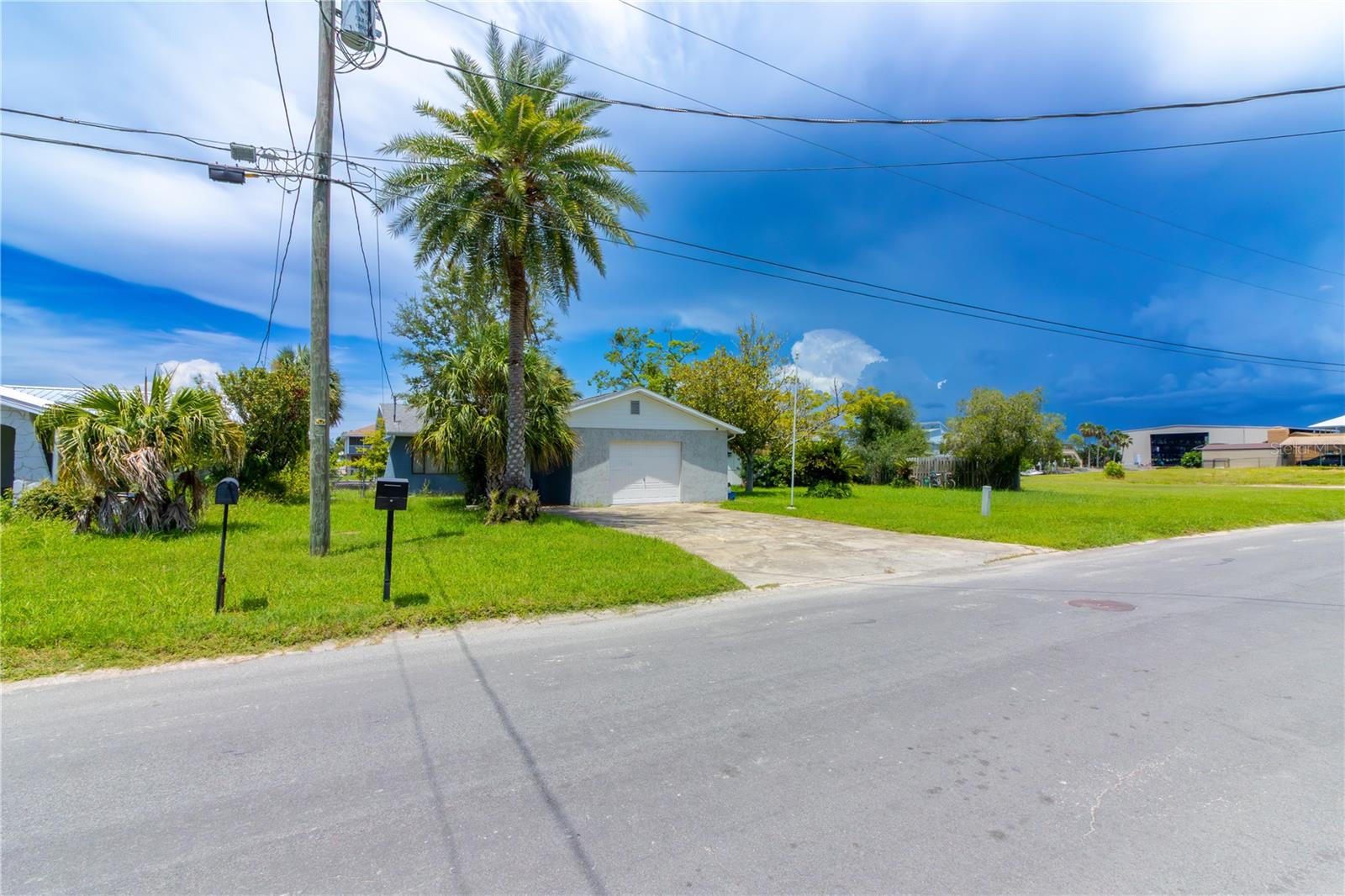Image 5 of 36 For 4011 Centavo Court