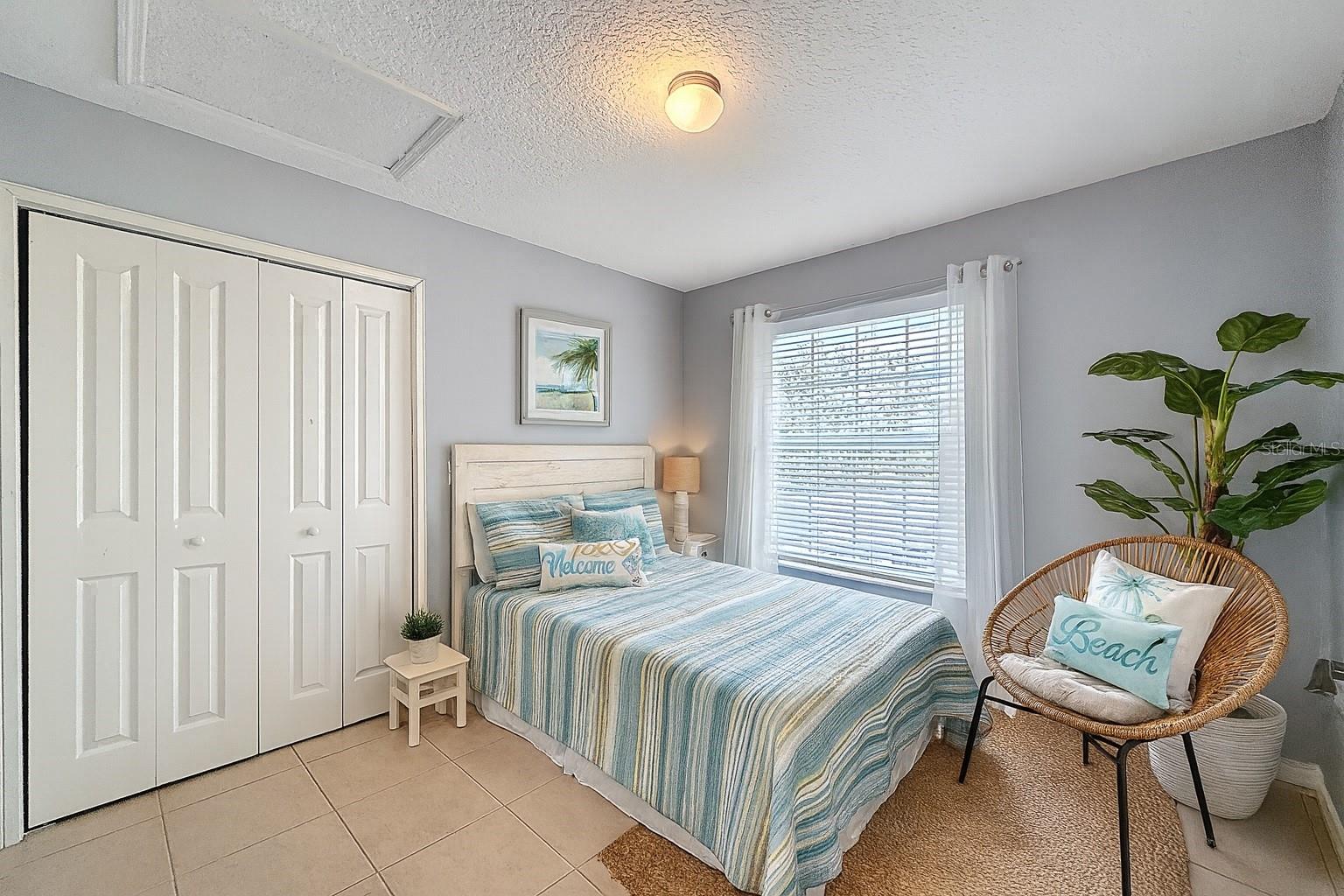 Image 8 of 16 For 5827 Rio Drive
