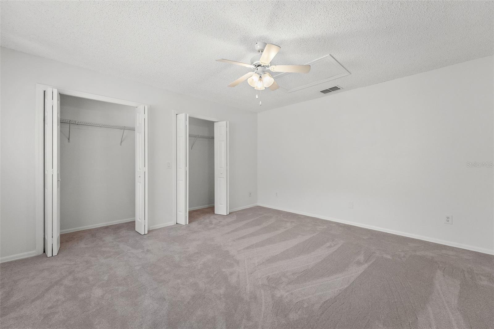 Image 11 of 32 For 6262 142nd Avenue N 1002