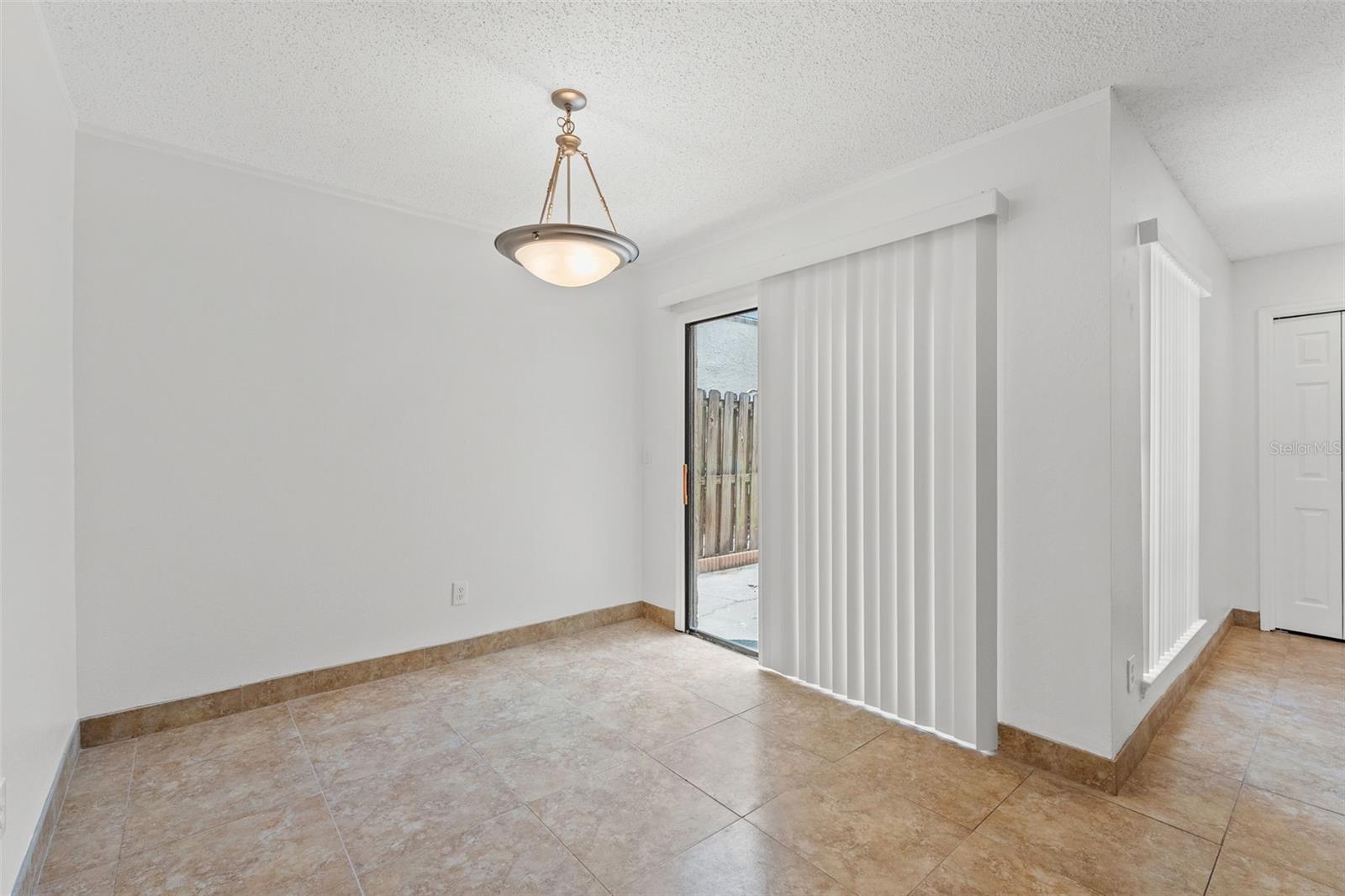 Image 25 of 32 For 6262 142nd Avenue N 1002