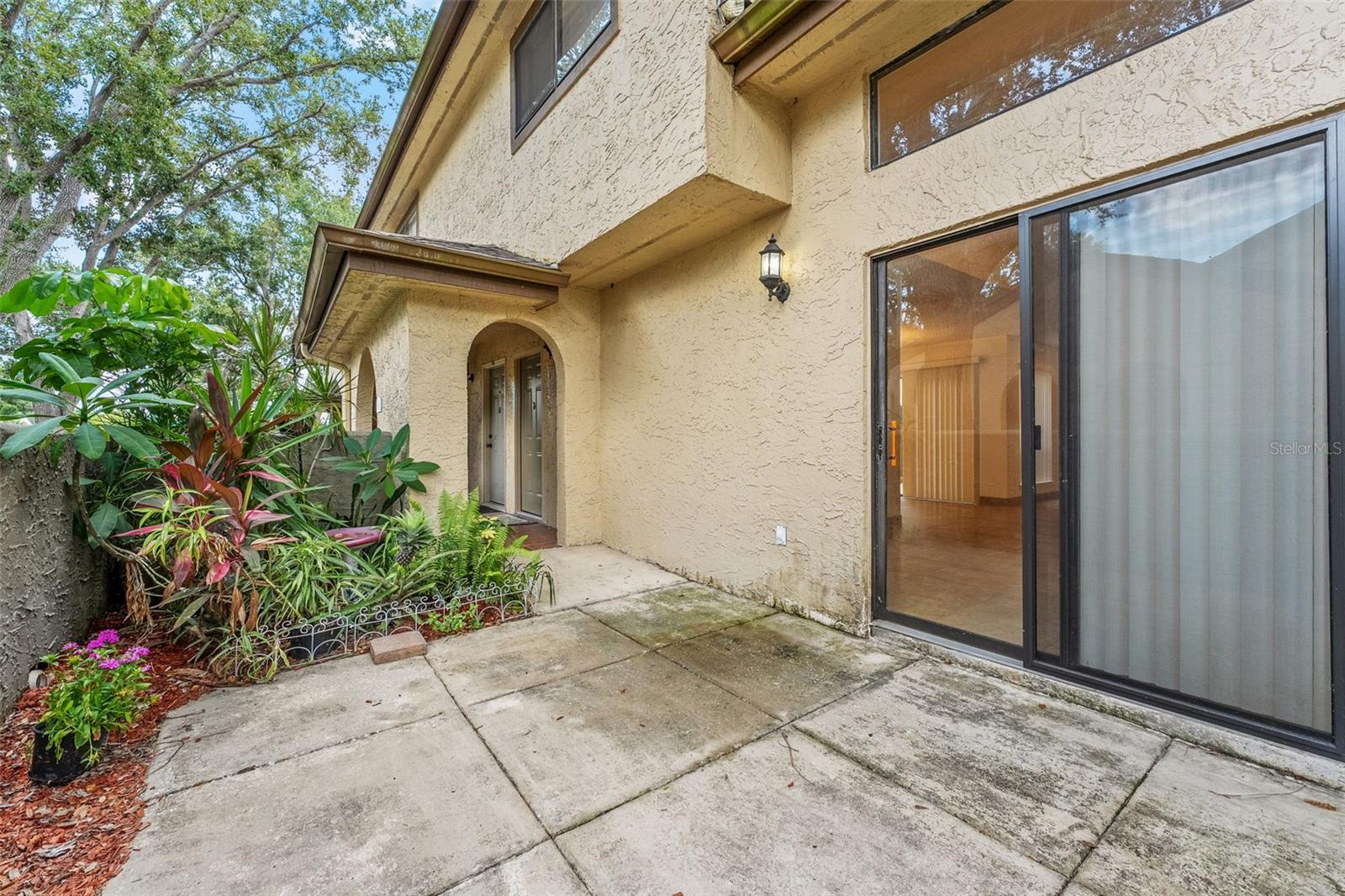 Image 5 of 32 For 6262 142nd Avenue N 1002