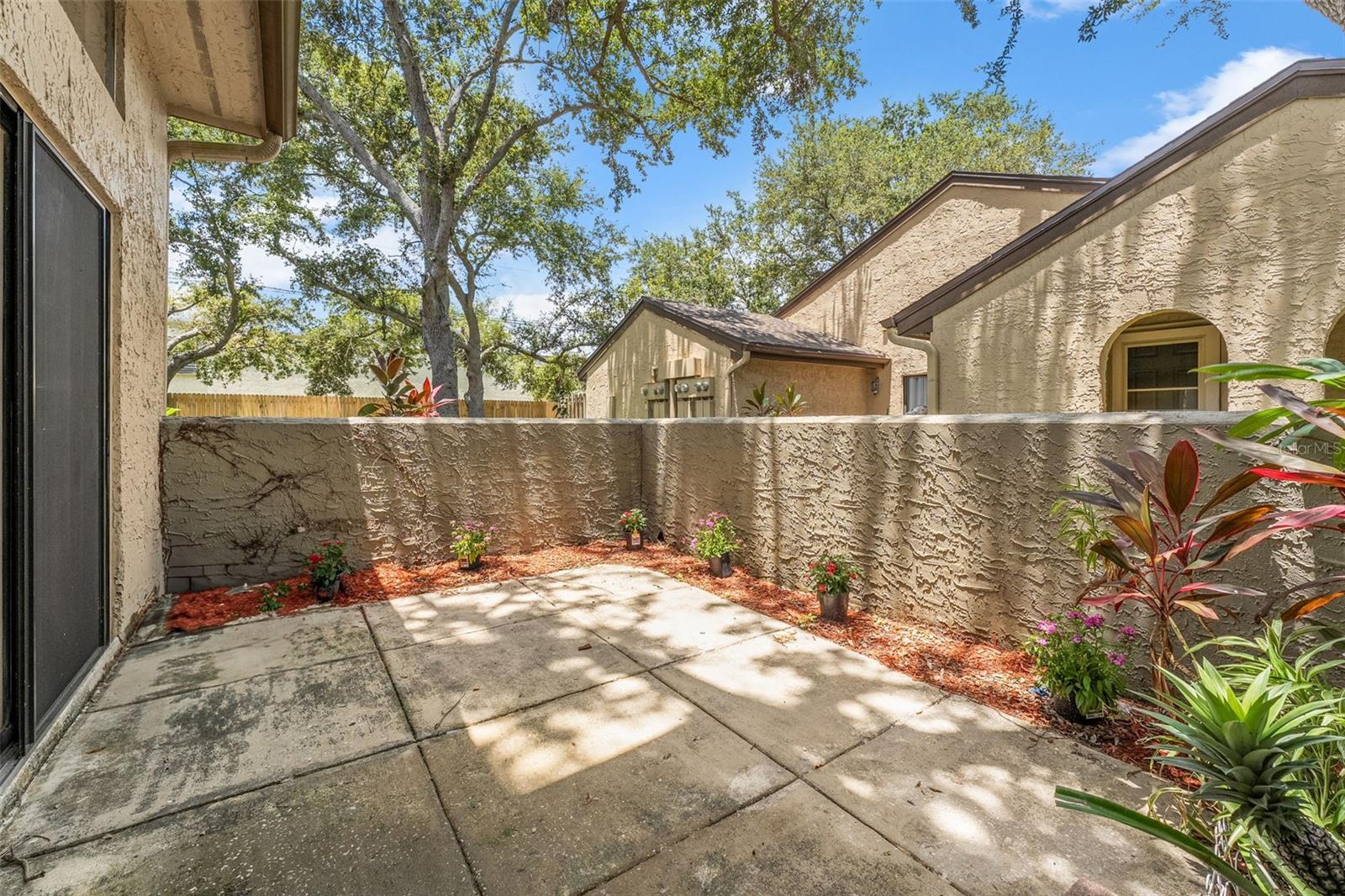 Image 6 of 32 For 6262 142nd Avenue N 1002