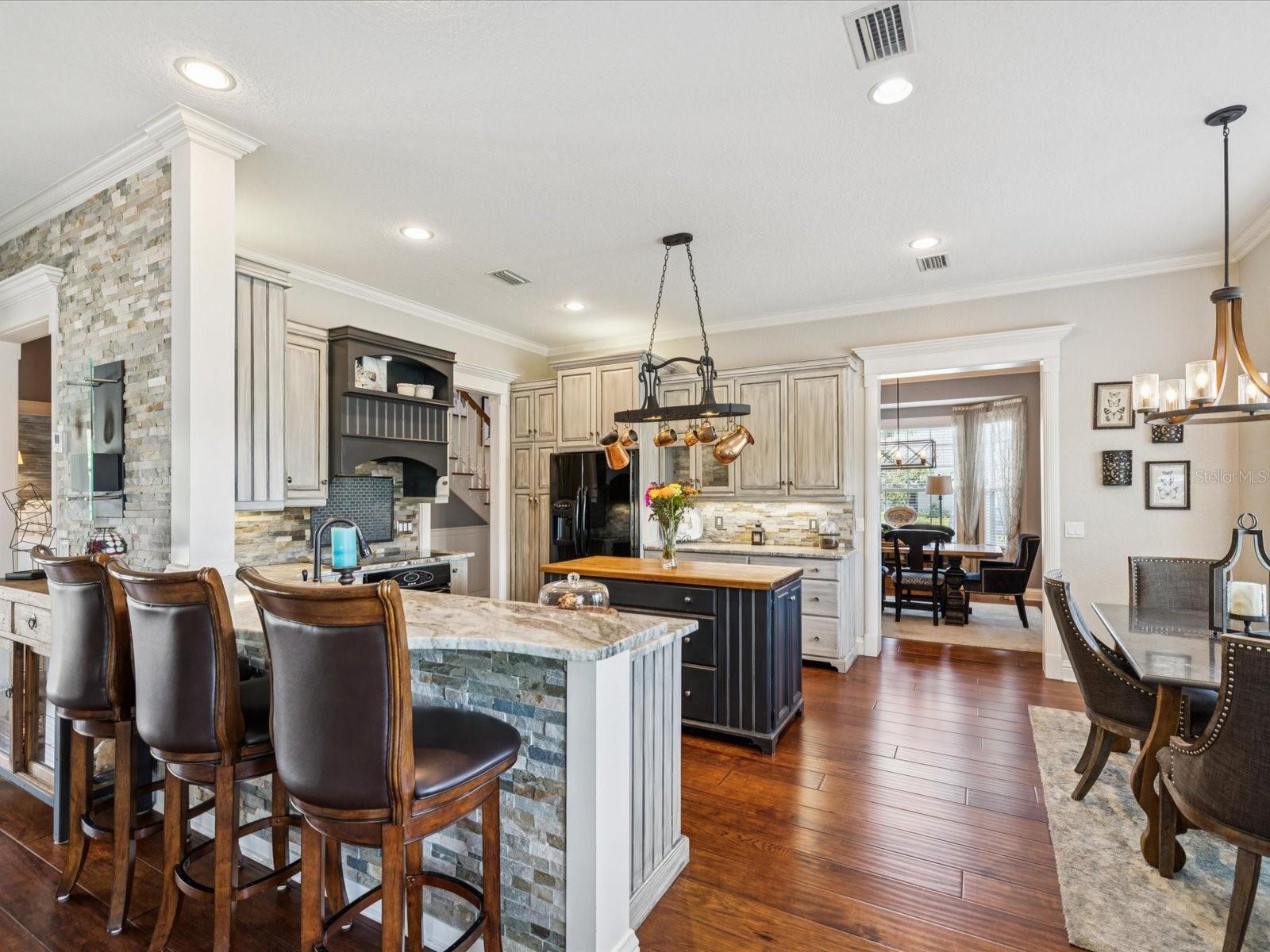 Image 11 of 81 For 14018 18th Place E
