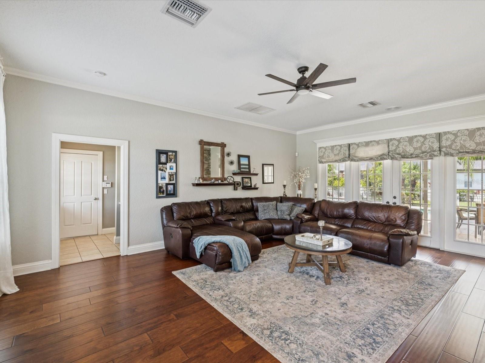 Image 7 of 81 For 14018 18th Place E