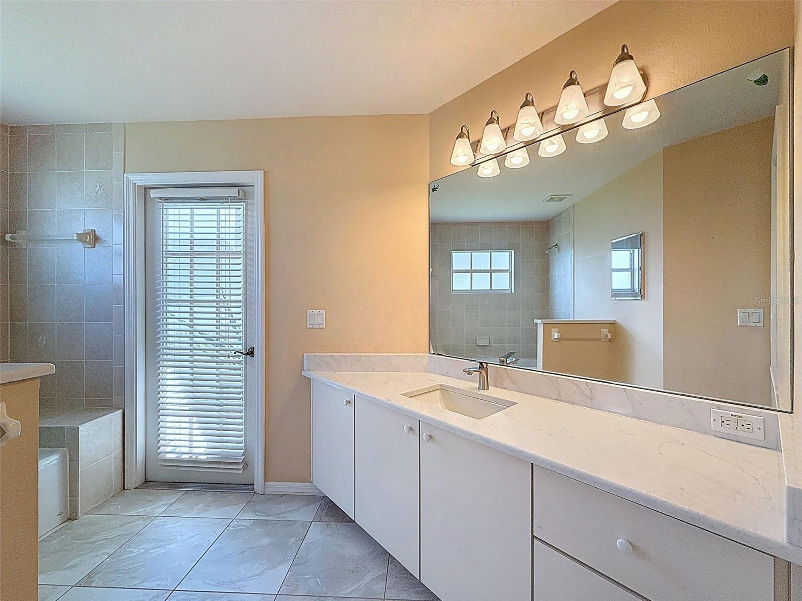 Image 25 of 35 For 7918 Starfire Way
