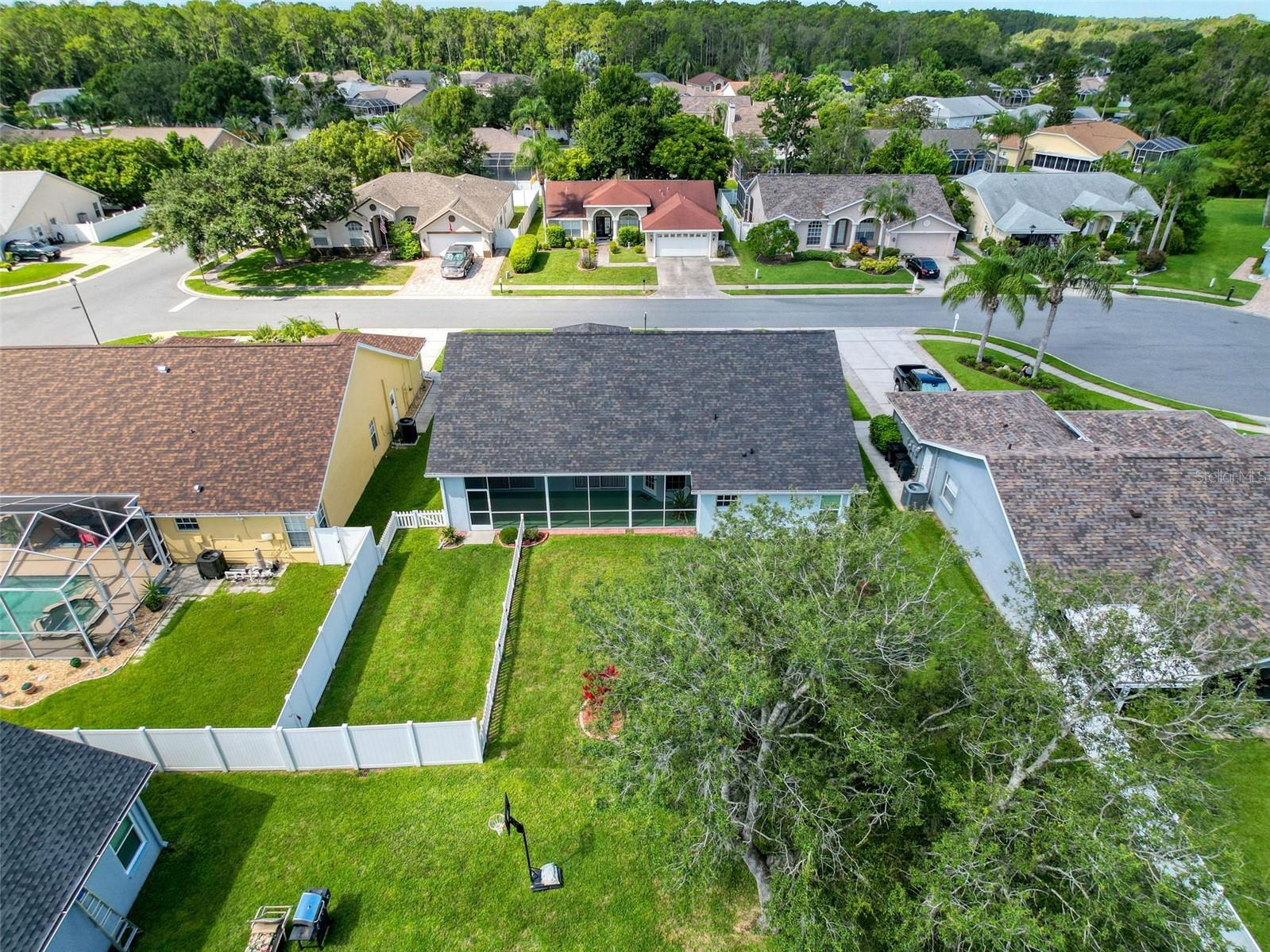 Image 32 of 35 For 7918 Starfire Way