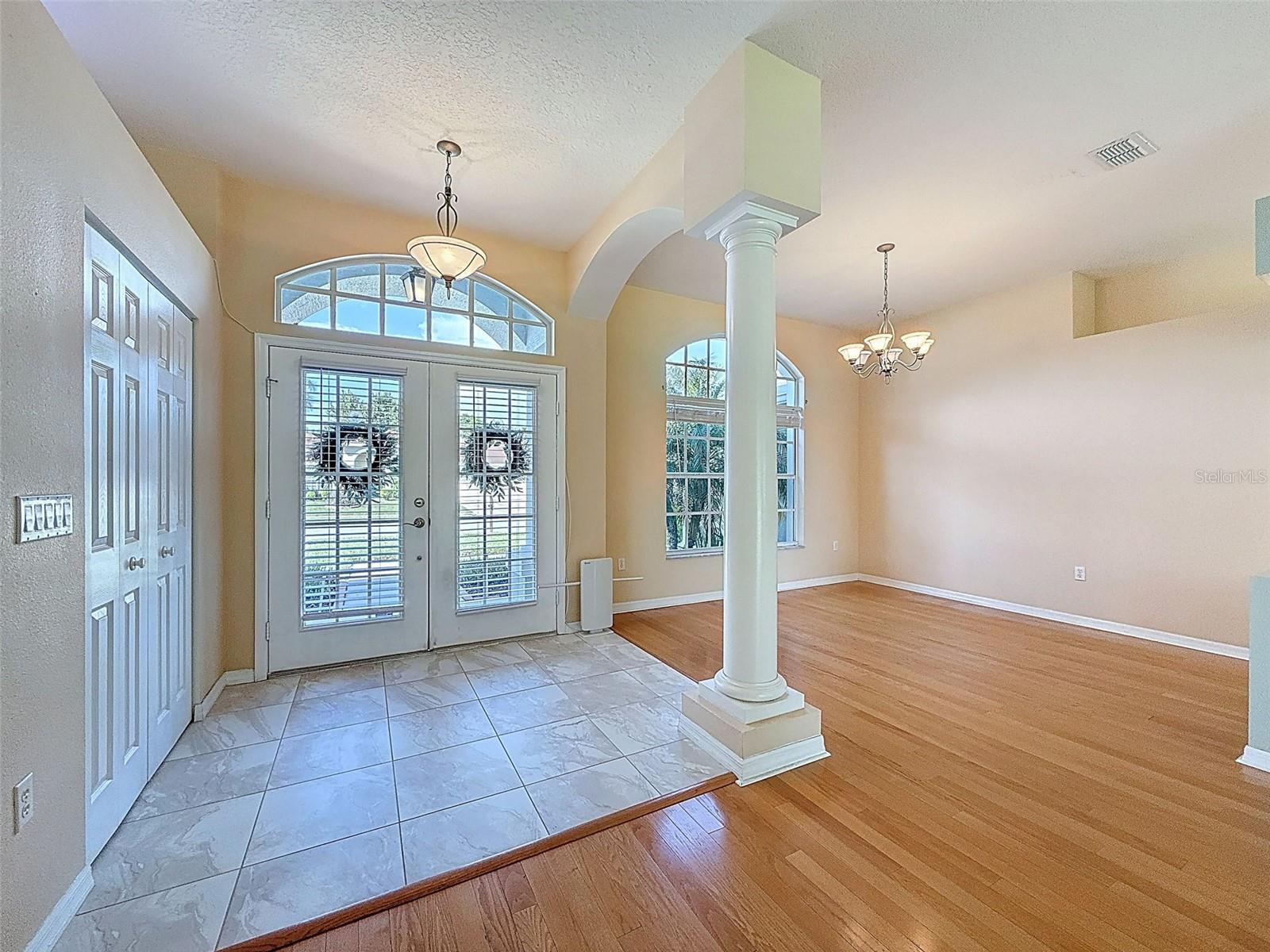 Image 4 of 35 For 7918 Starfire Way