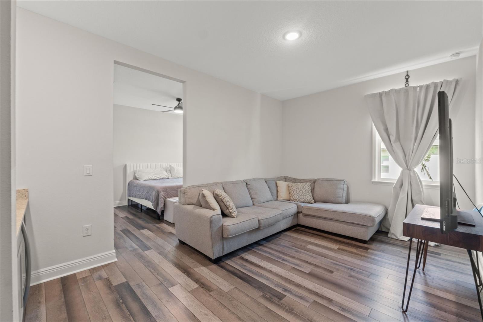 Image 32 of 59 For 7 Bellis Court