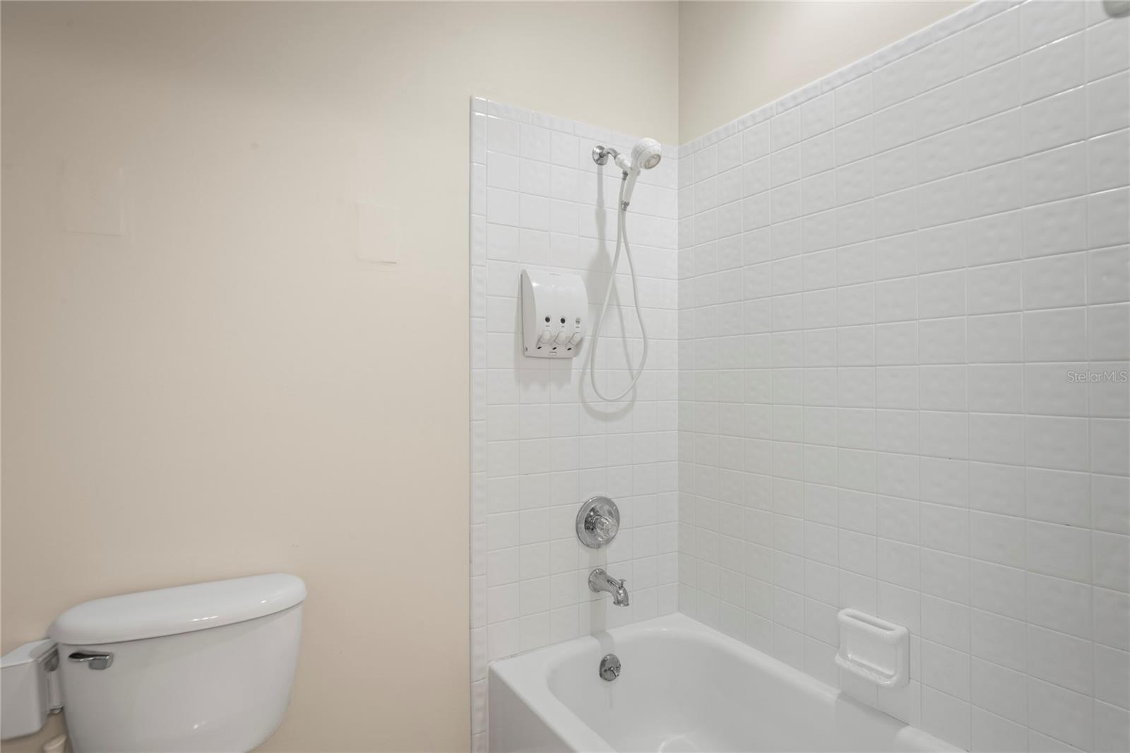 Image 41 of 74 For 2405 Prairie Place