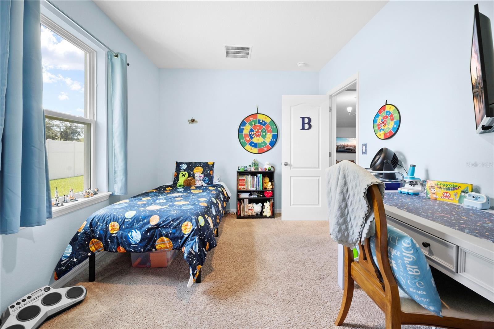 Image 20 of 29 For 1128 Sanger Avenue
