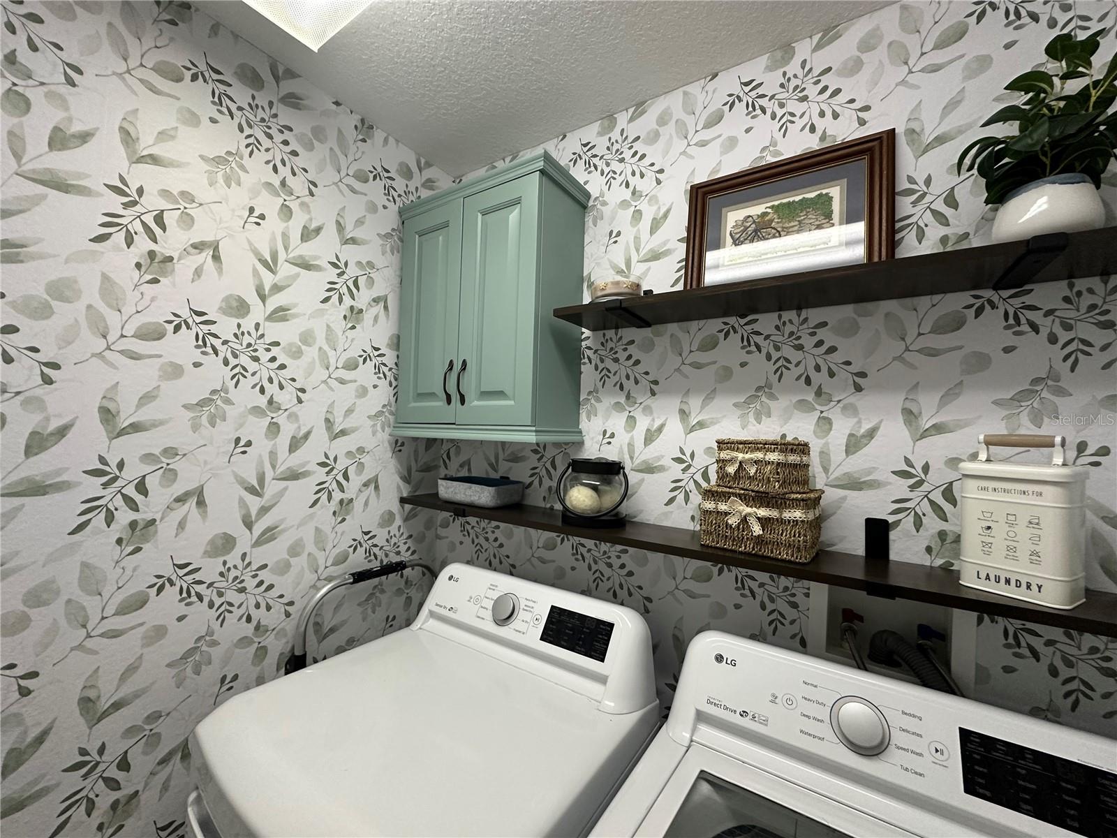 Image 40 of 73 For 18861 Water Lily Lane