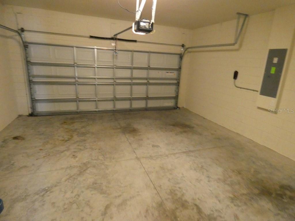 Image 20 of 32 For 8739 Micmac Court