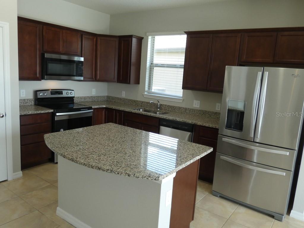 Image 3 of 32 For 8739 Micmac Court
