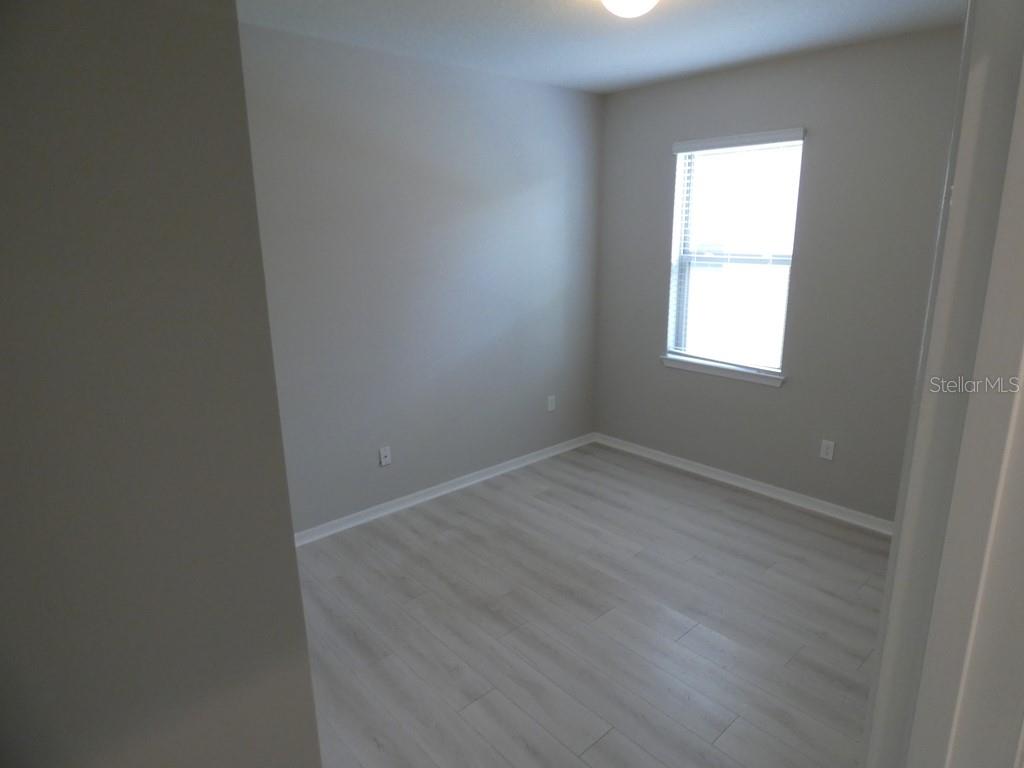 Image 9 of 32 For 8739 Micmac Court