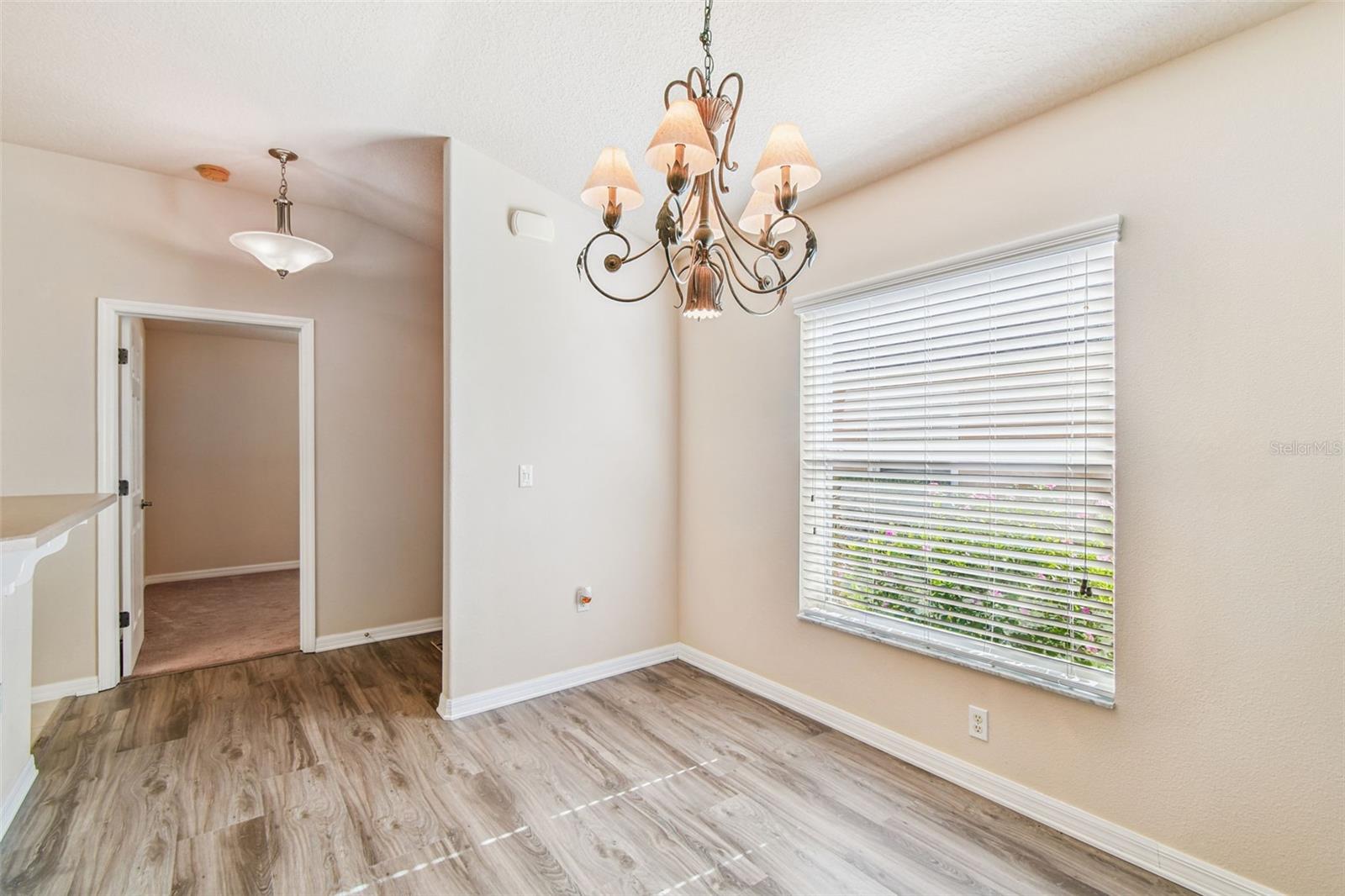 Image 19 of 70 For 8546 Corinthian Way