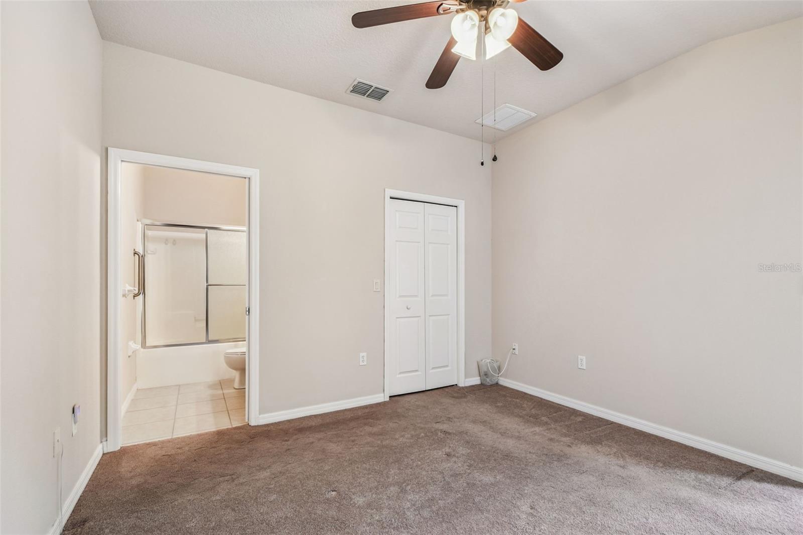 Image 28 of 70 For 8546 Corinthian Way