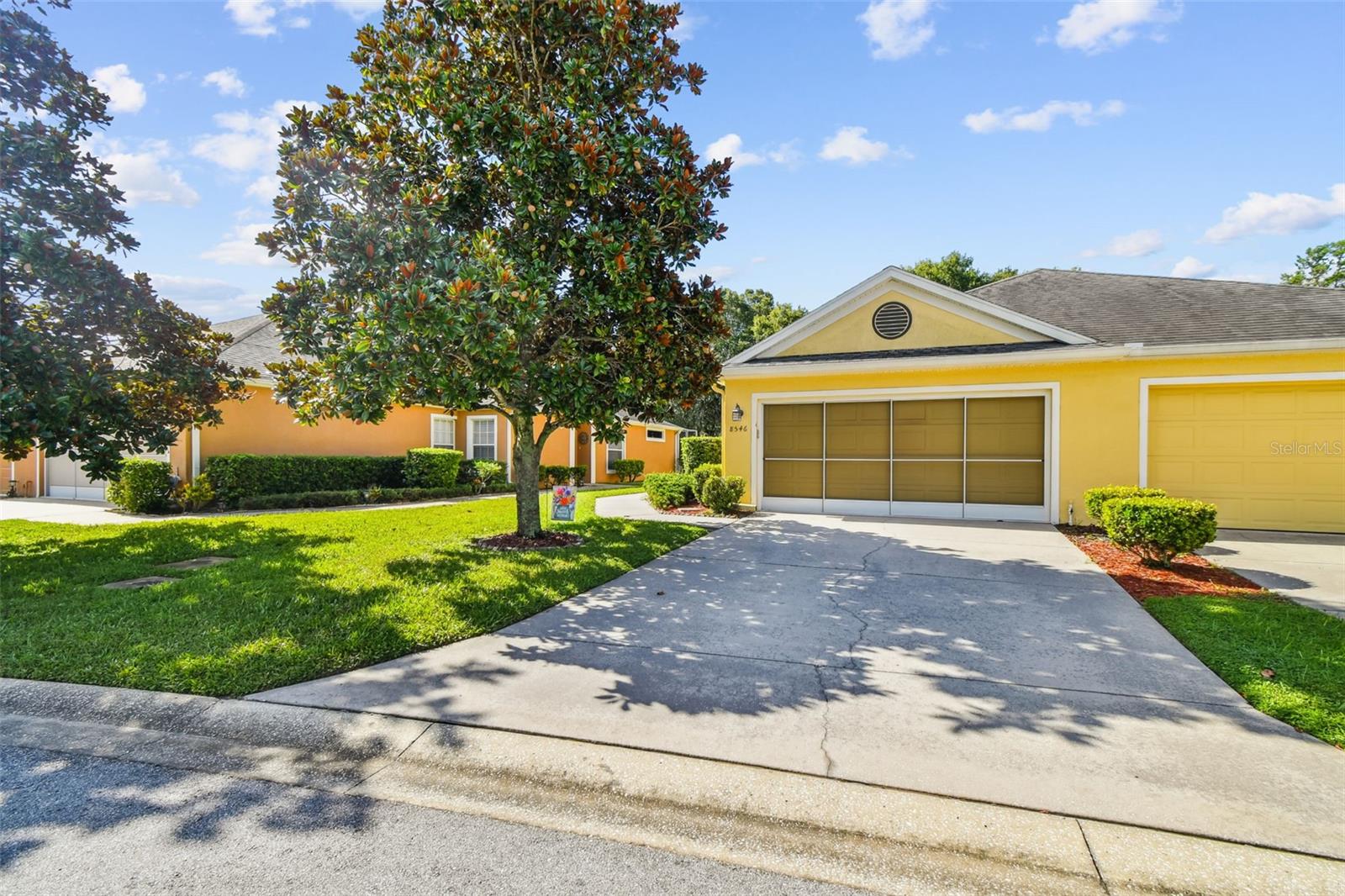 Image 3 of 70 For 8546 Corinthian Way
