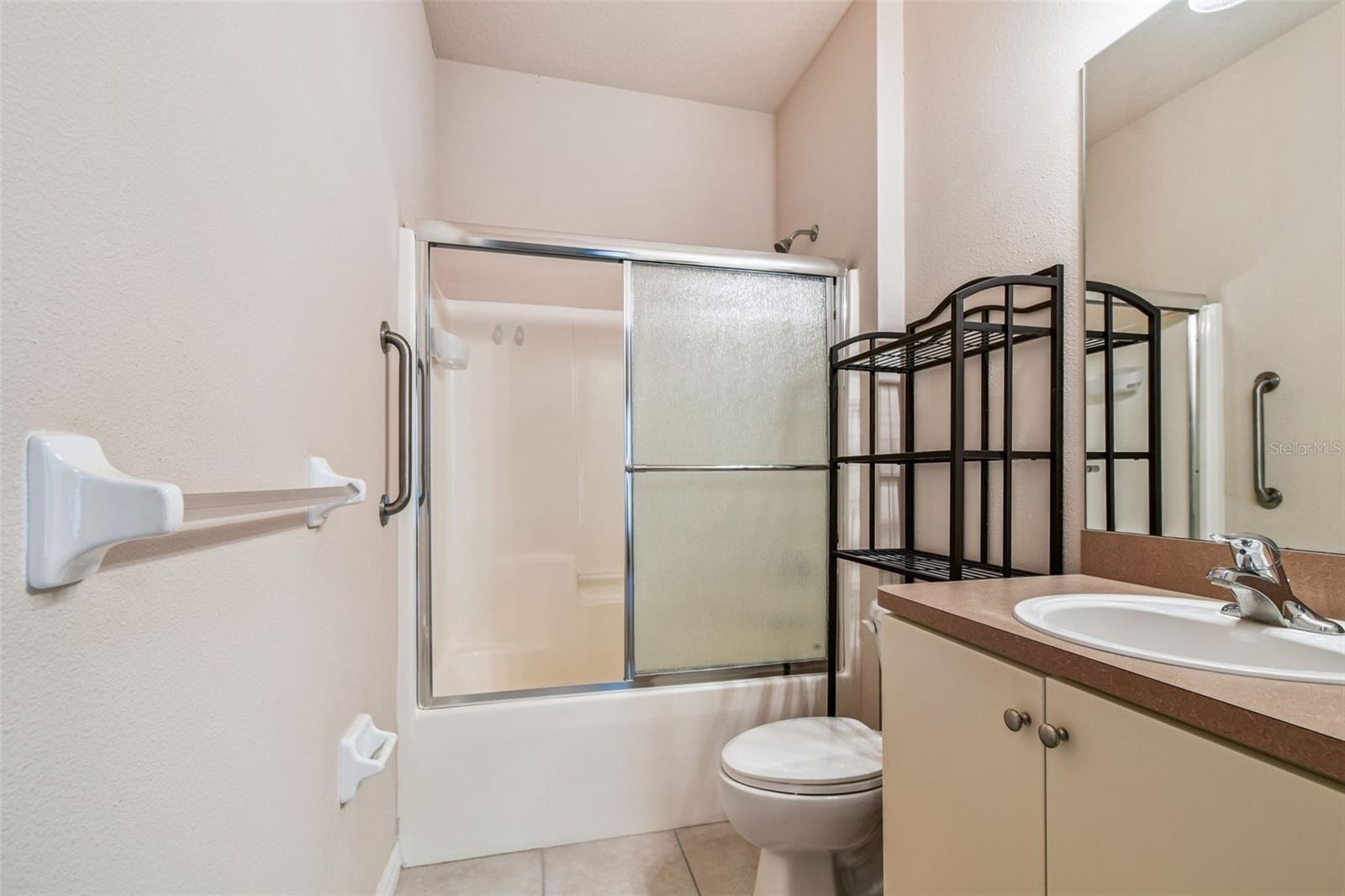Image 30 of 70 For 8546 Corinthian Way