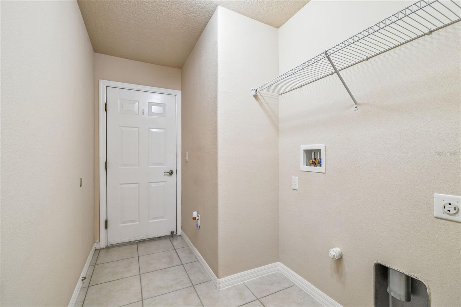 Image 46 of 70 For 8546 Corinthian Way