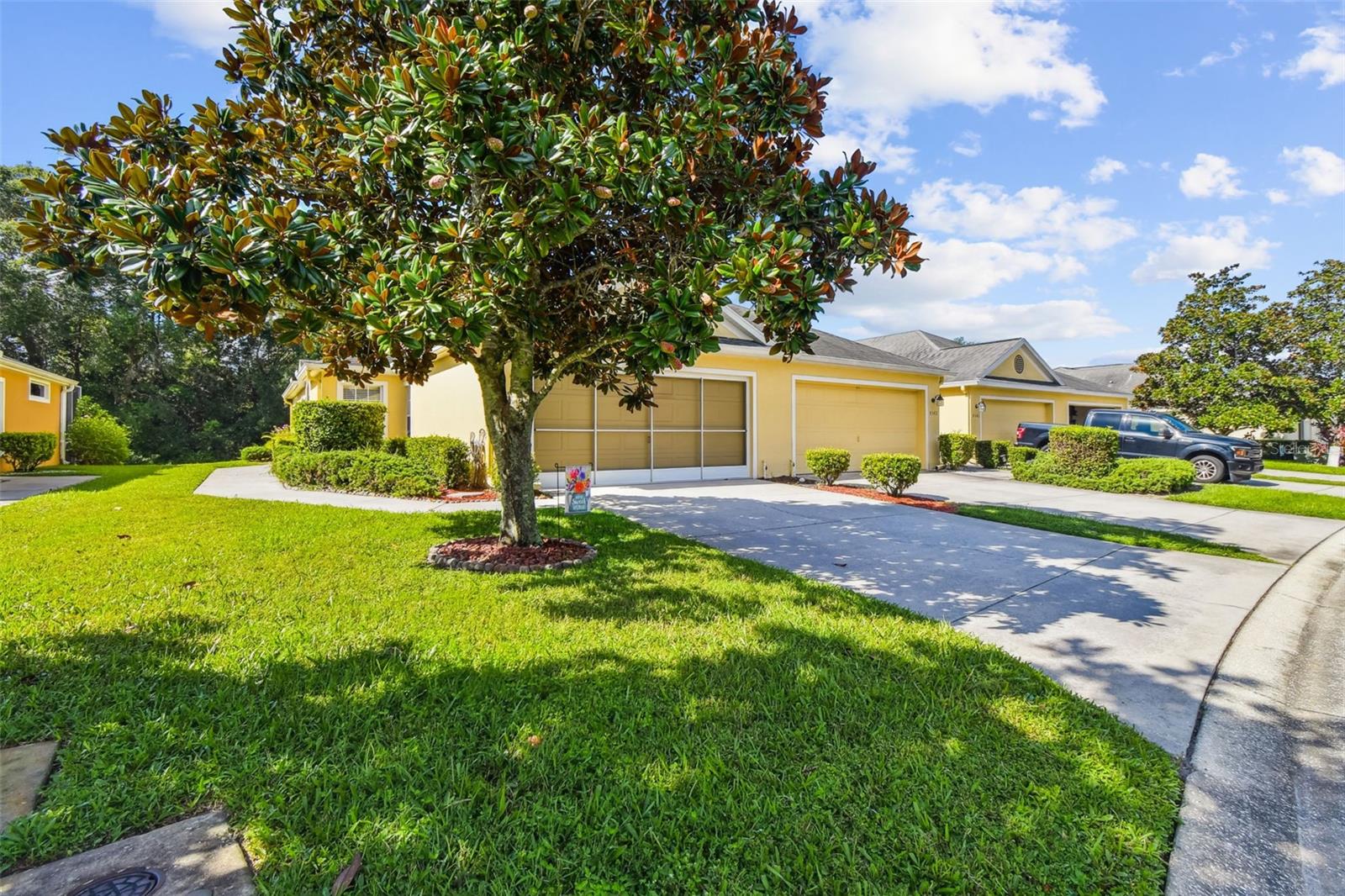 Image 5 of 70 For 8546 Corinthian Way