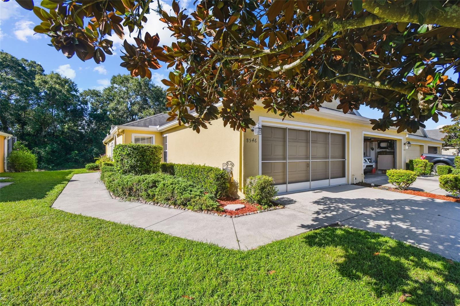 Image 8 of 70 For 8546 Corinthian Way
