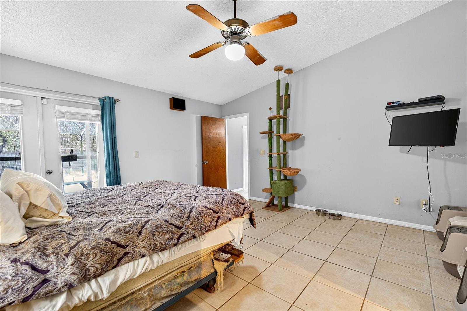 Image 31 of 48 For 11345 Blackwood Drive