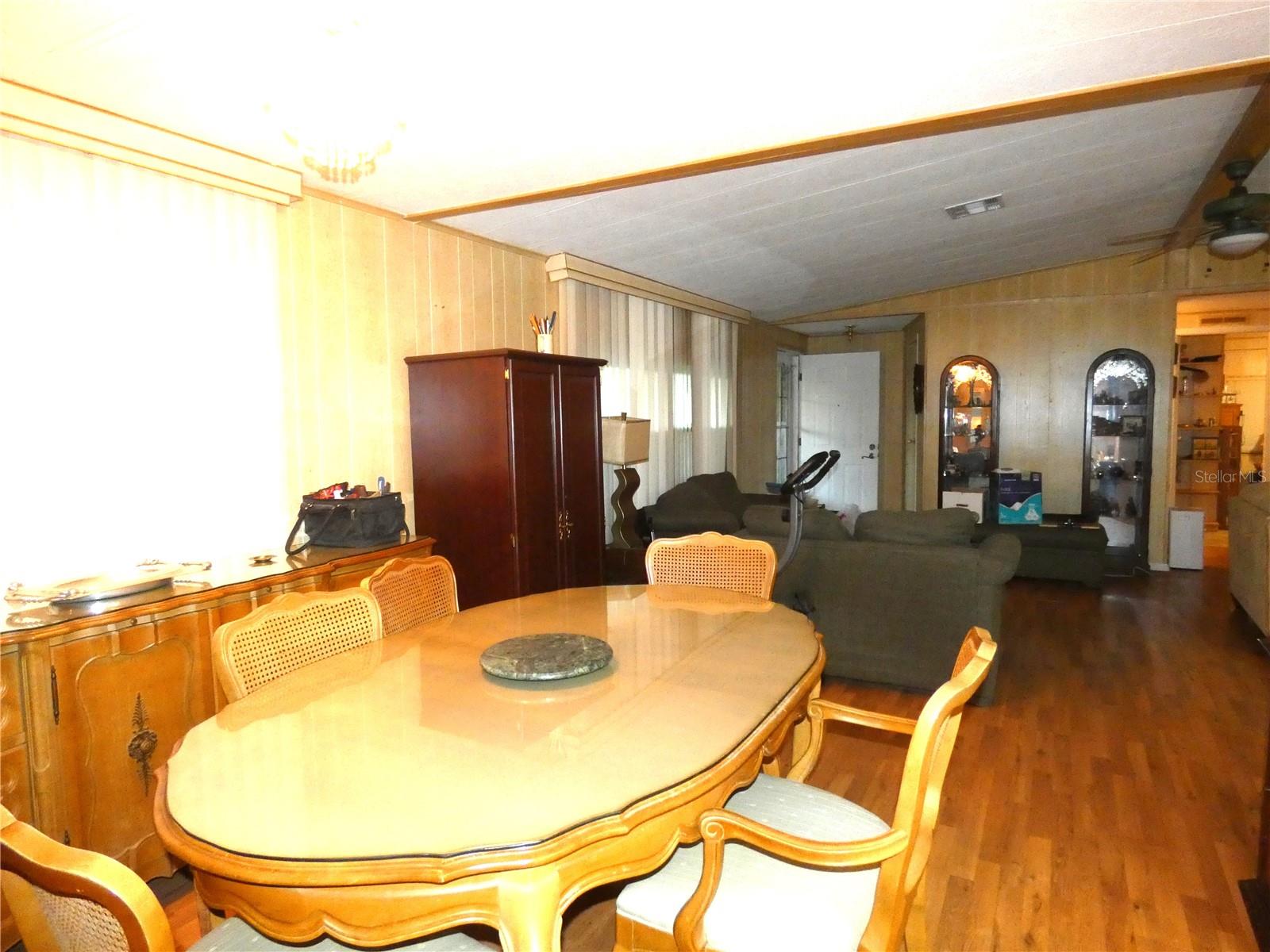 Image 16 of 46 For 9633 Ray Street