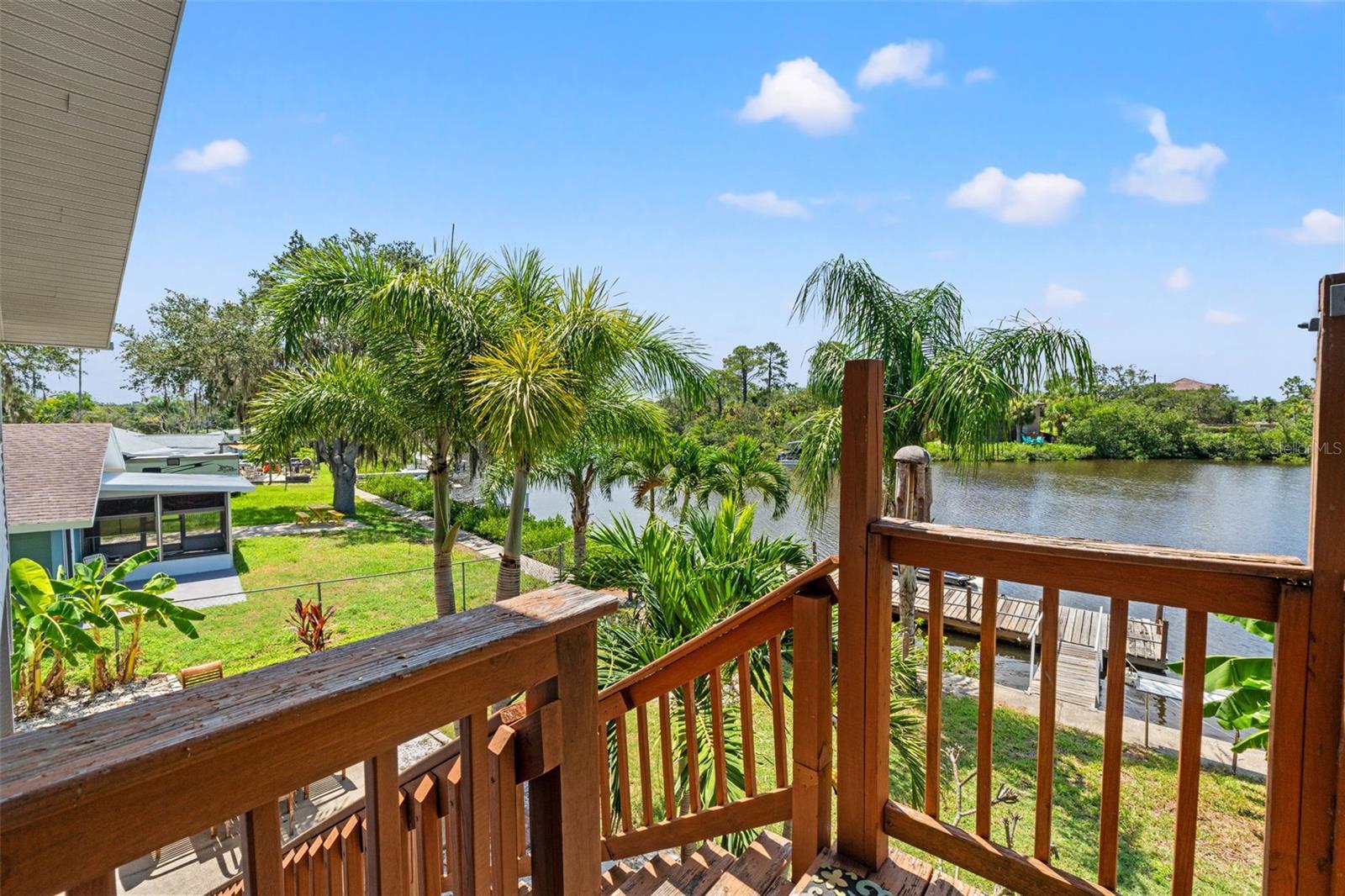 Listing photo id 29 for 4632 Heavens Way