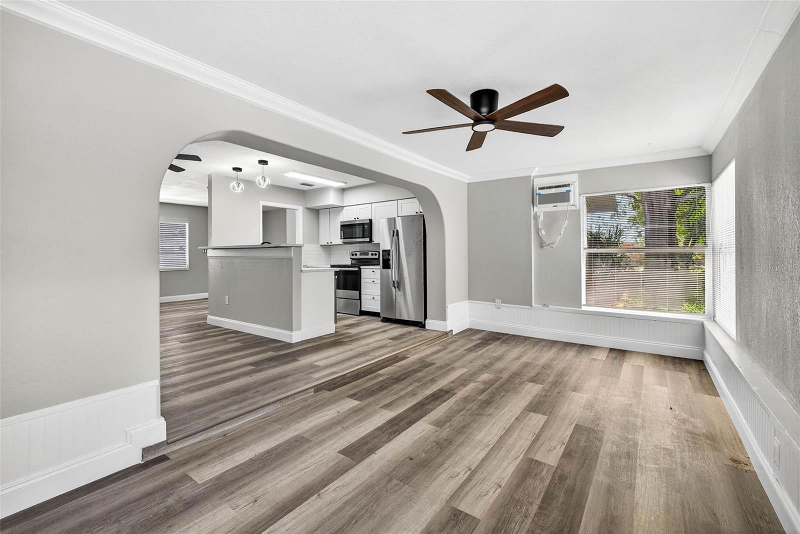 Image 16 of 27 For 1816 Bayshore Gardens Parkway