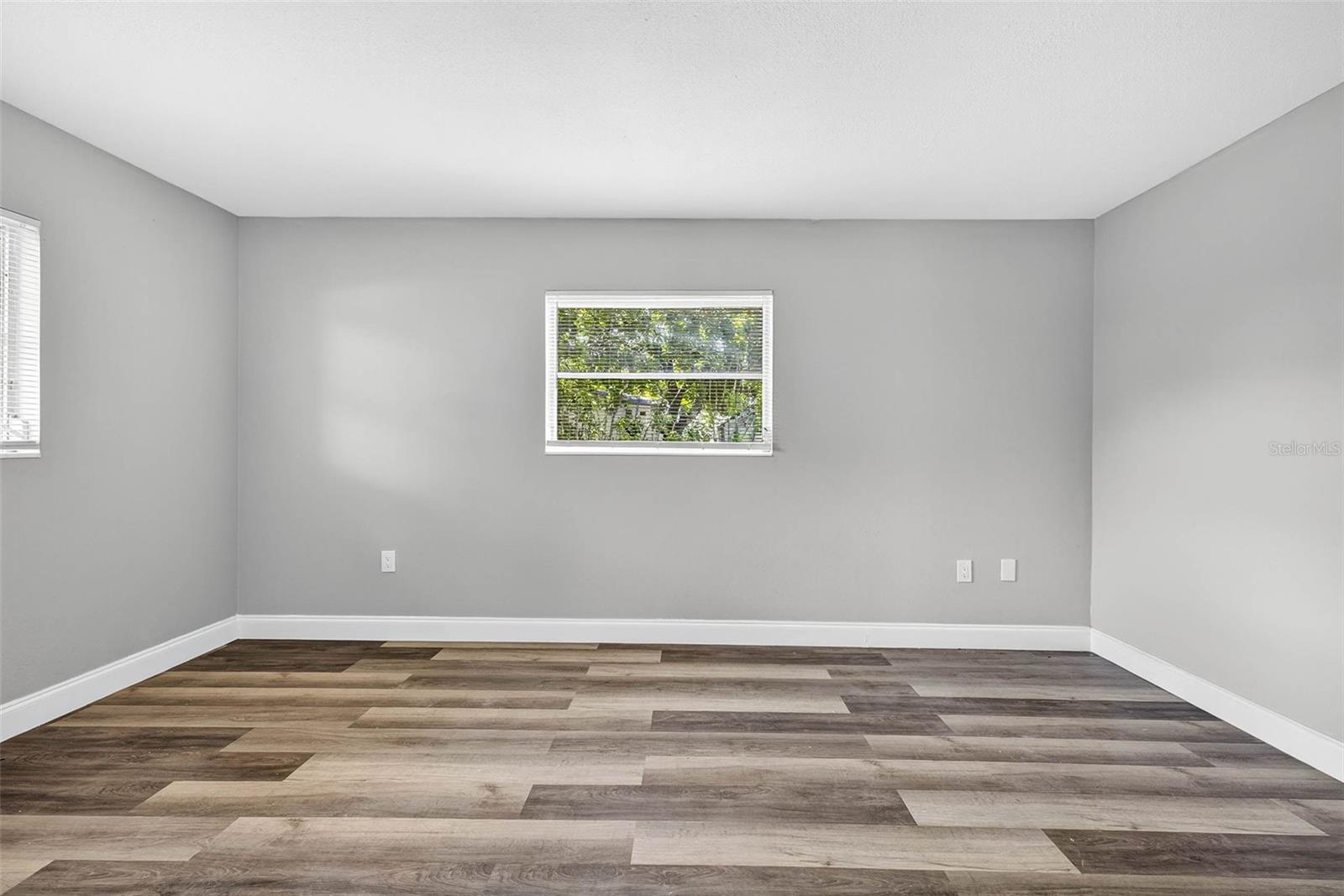 Image 21 of 27 For 1816 Bayshore Gardens Parkway