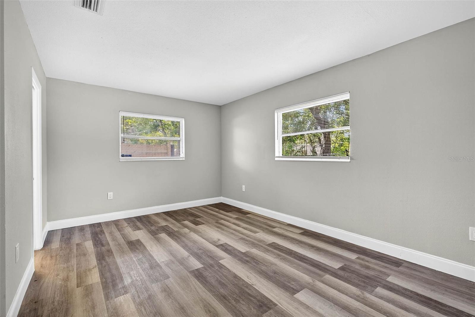 Image 22 of 27 For 1816 Bayshore Gardens Parkway