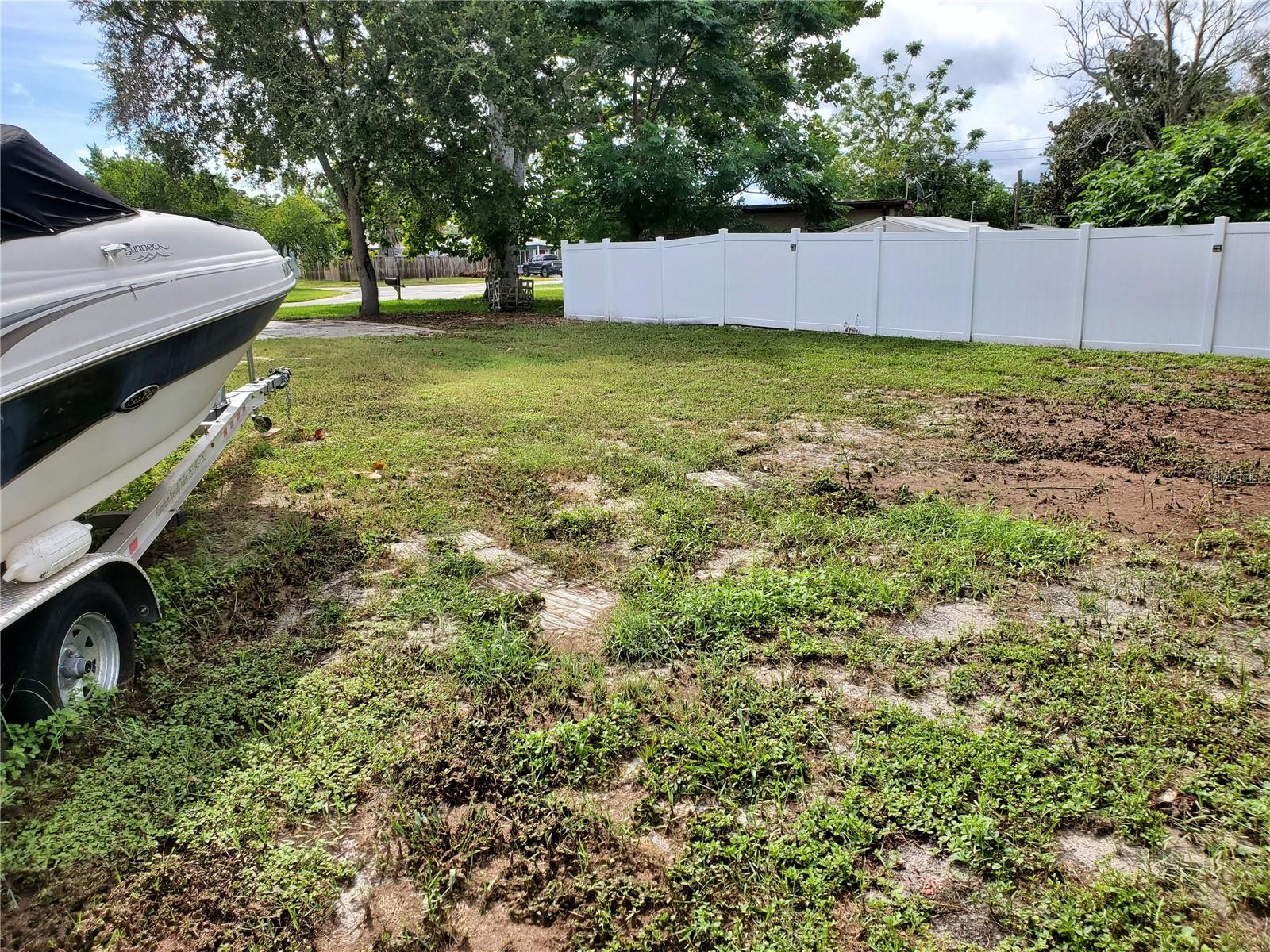 Listing photo id 4 for 4037 Flamingo Drive