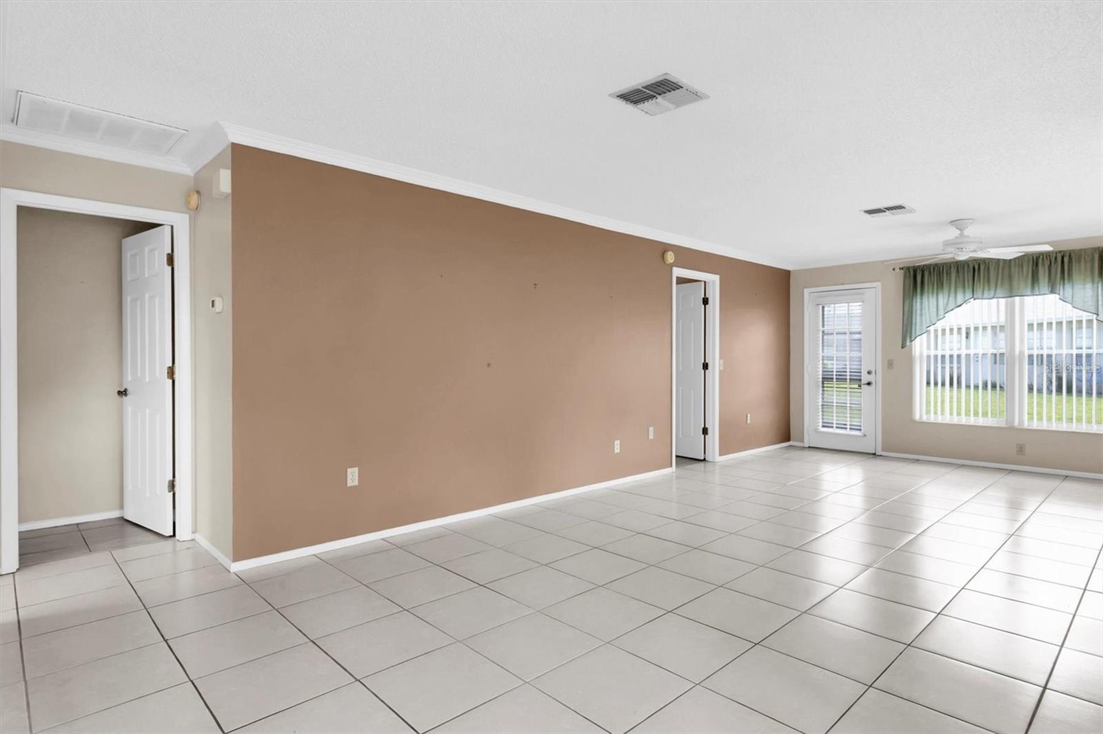 Image 4 of 54 For 4872 Boonesboro Court