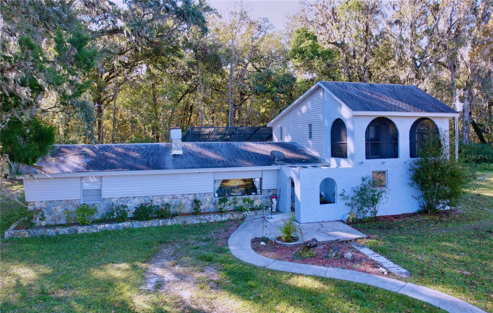 Image 14 of 91 For 9481 Patrick Street