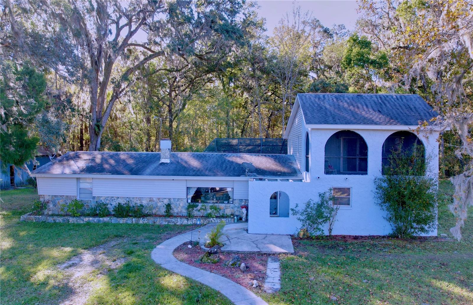 Image 2 of 91 For 9481 Patrick Street