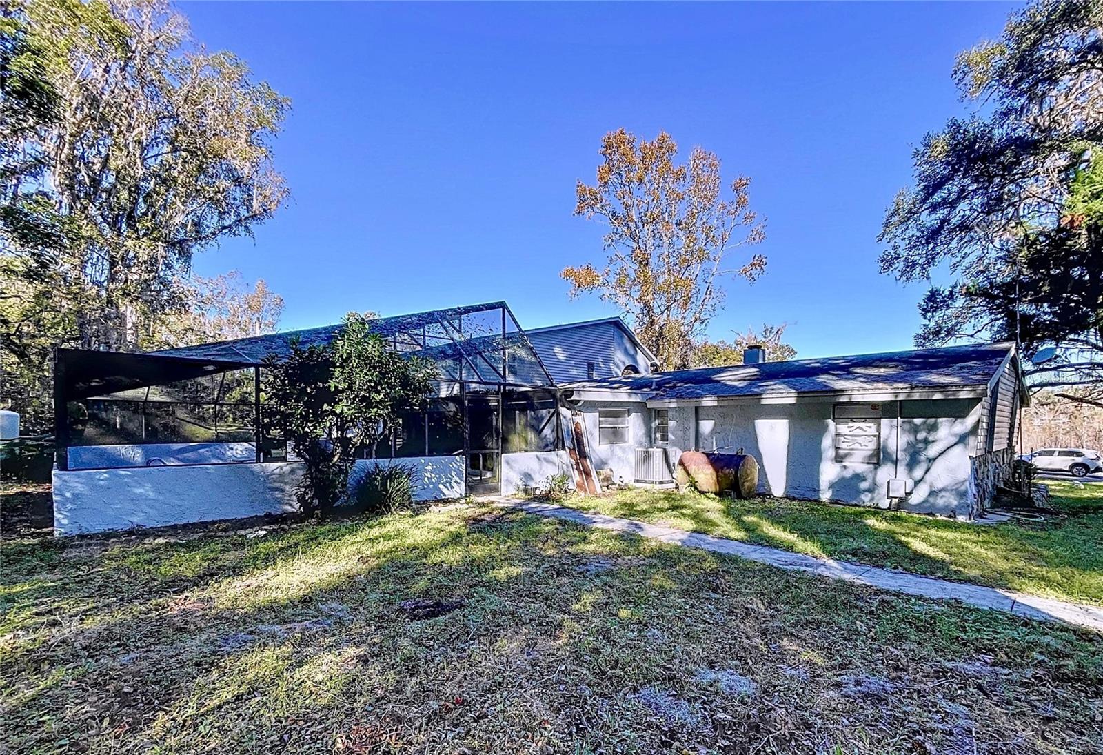 Image 8 of 91 For 9481 Patrick Street