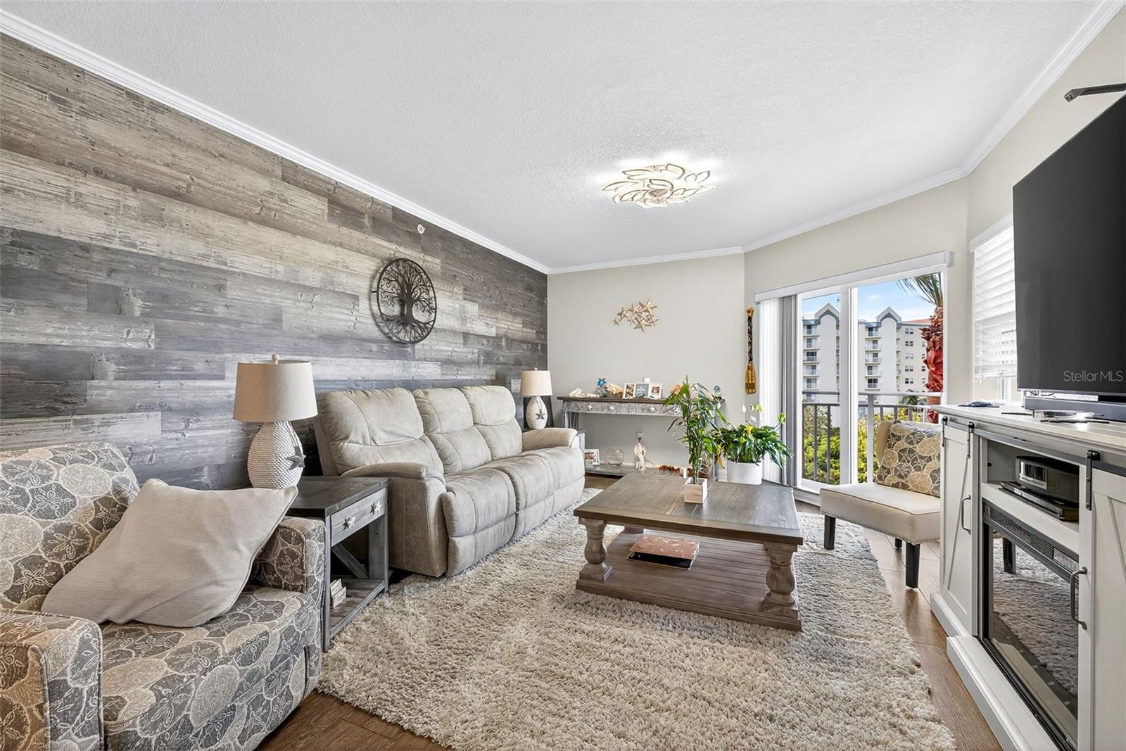 Image 4 of 55 For 4516 Seagull Drive 519