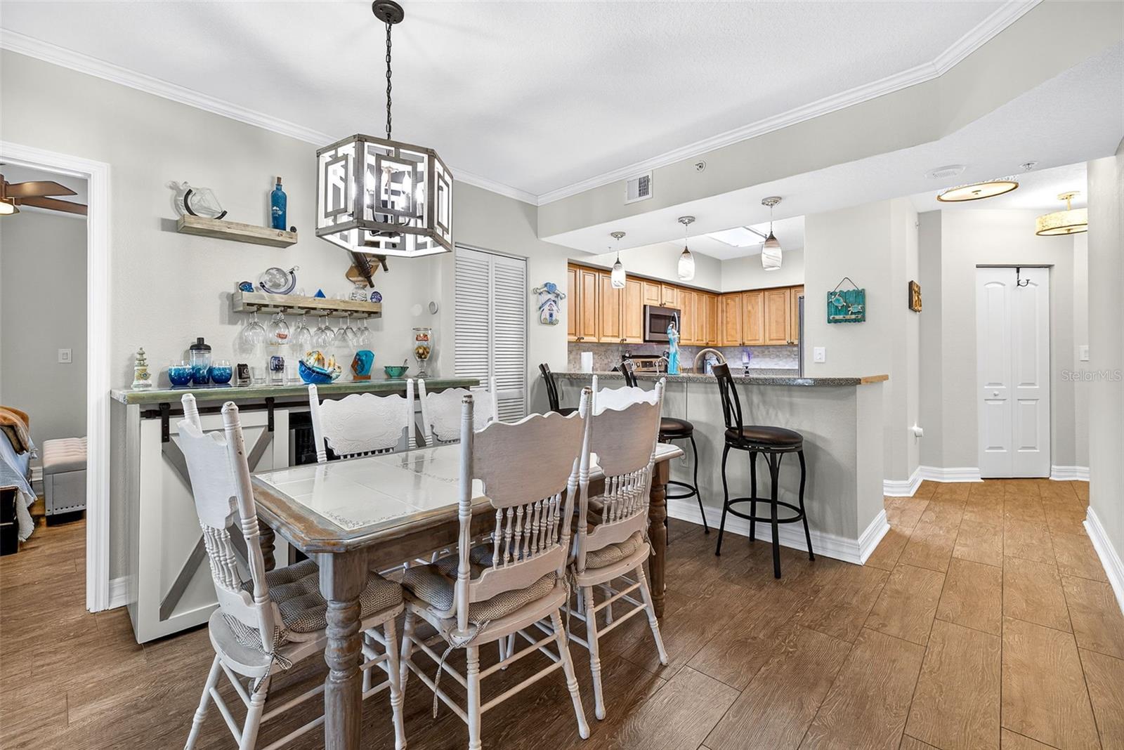 Image 6 of 55 For 4516 Seagull Drive 519