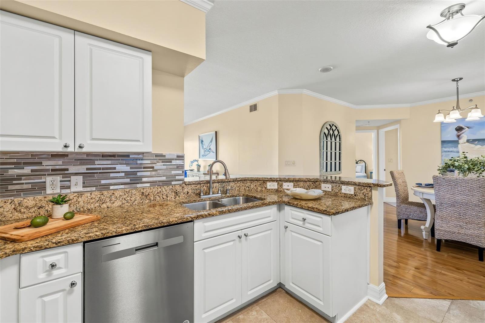 Image 9 of 29 For 4516 Seagull Drive 805