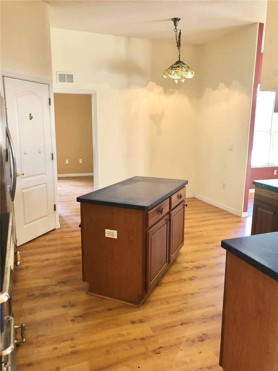 Image 15 of 49 For 3155 Aldoro Avenue