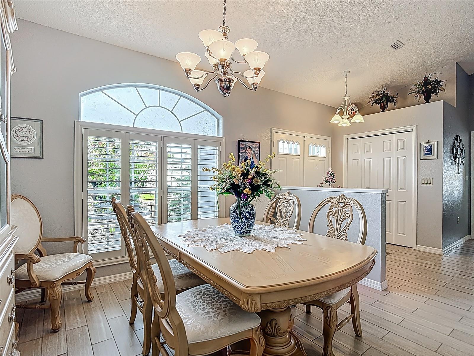 Listing photo id 28 for 8716 Helmsly Lane