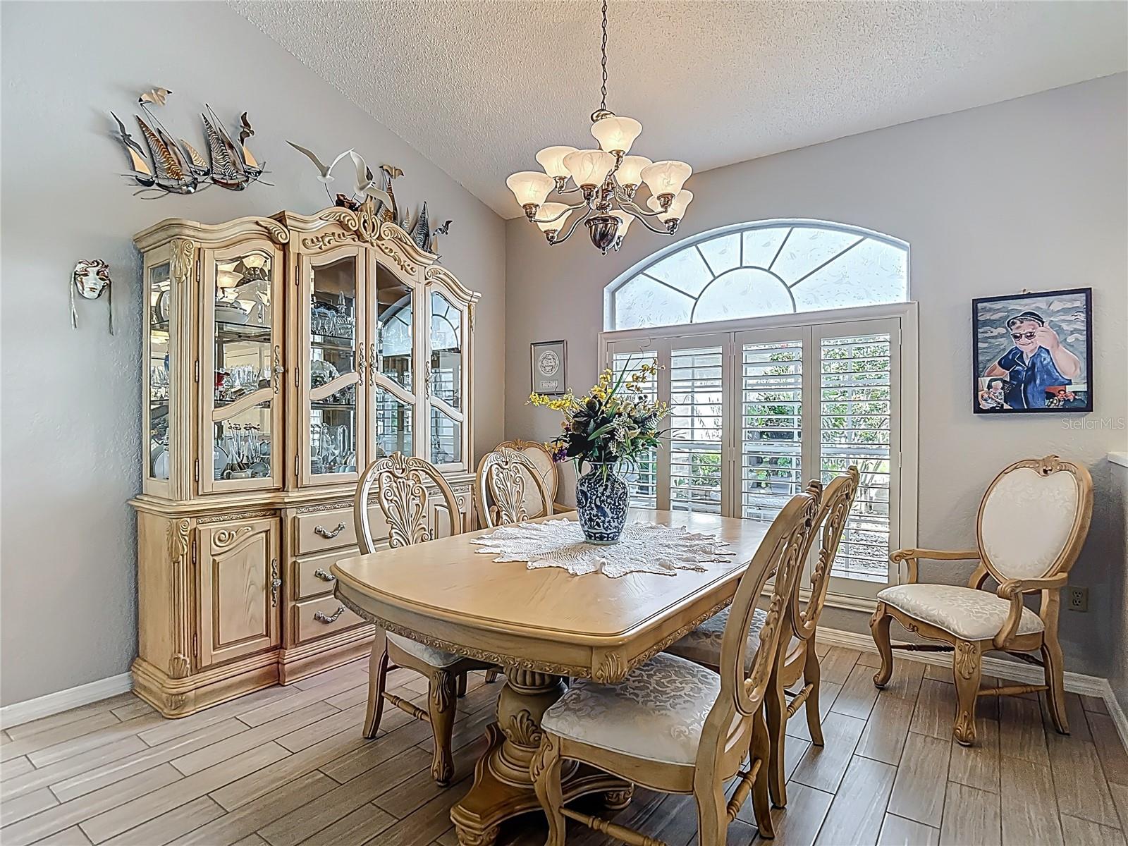 Listing photo id 29 for 8716 Helmsly Lane