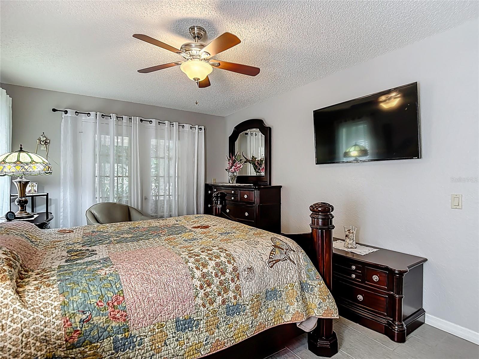 Listing photo id 33 for 8716 Helmsly Lane