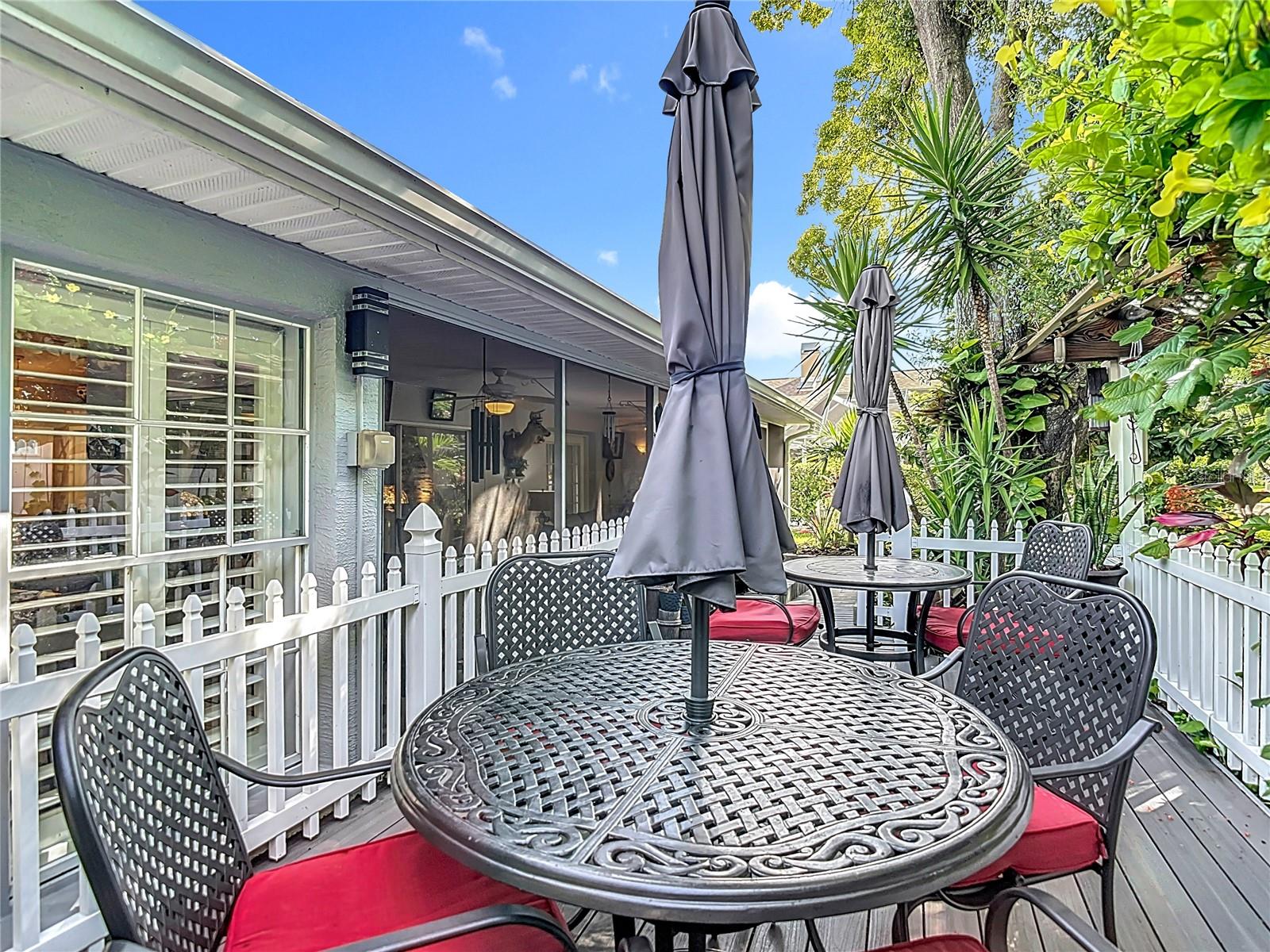 Listing photo id 59 for 8716 Helmsly Lane