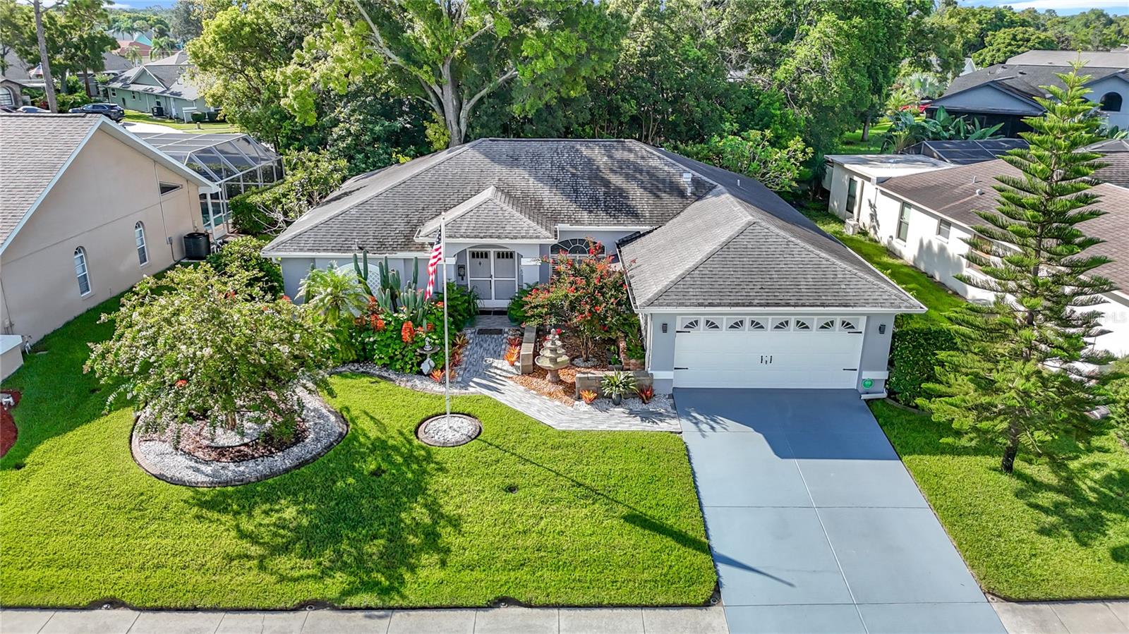Listing photo id 76 for 8716 Helmsly Lane
