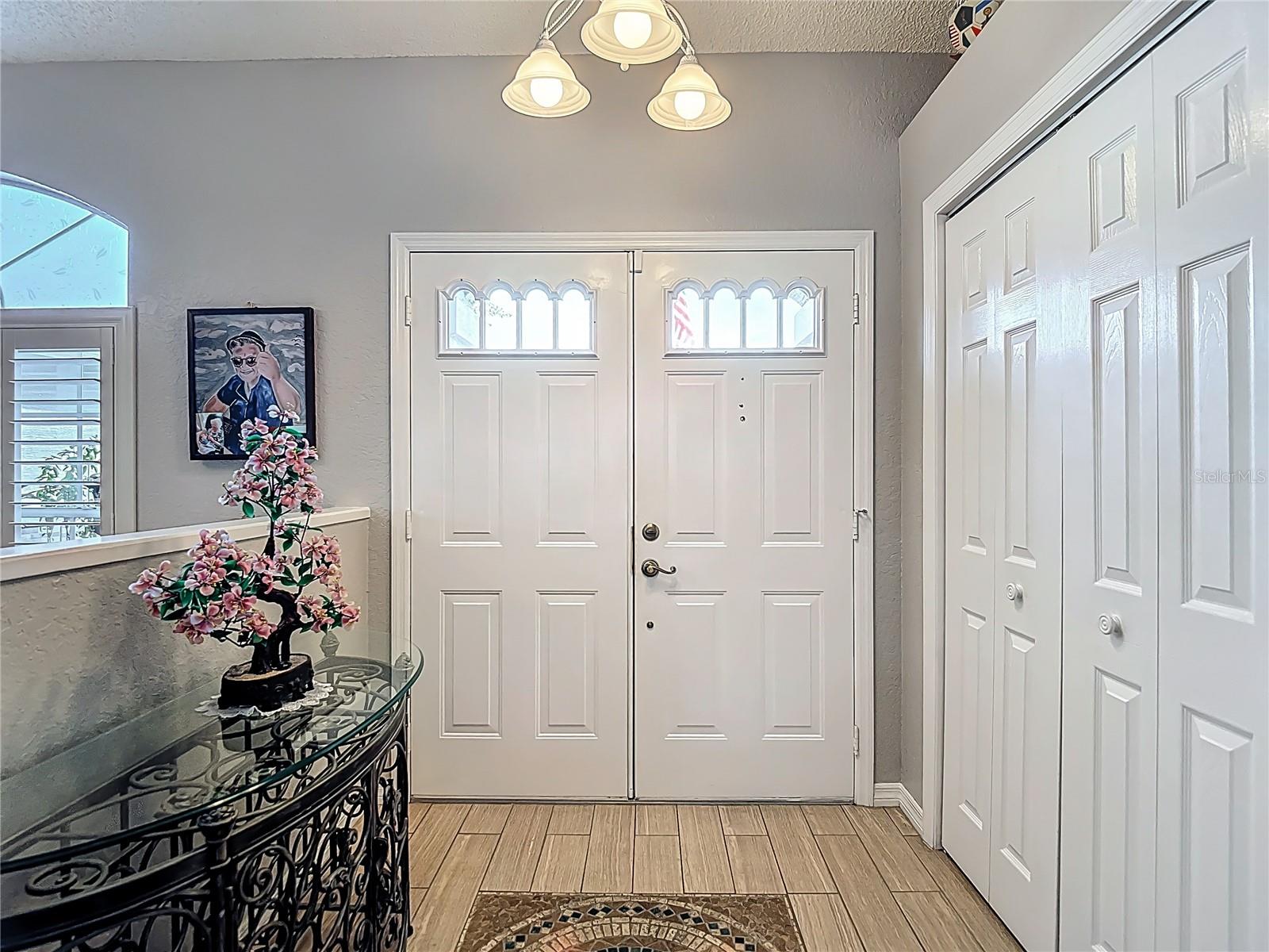 Listing photo id 6 for 8716 Helmsly Lane