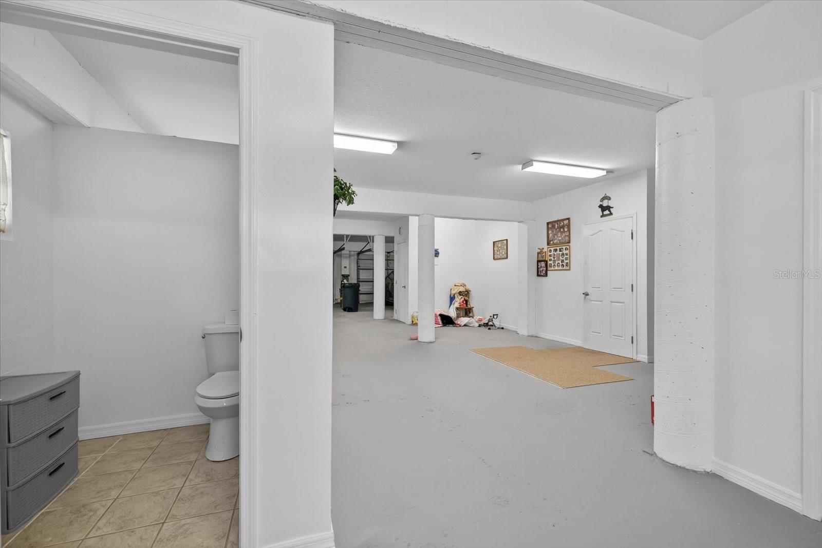 Image 22 of 57 For 8414 Carolyn Drive