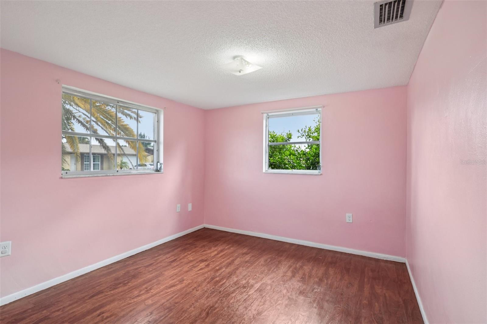 Image 13 of 33 For 6840 Mesa Verde Street