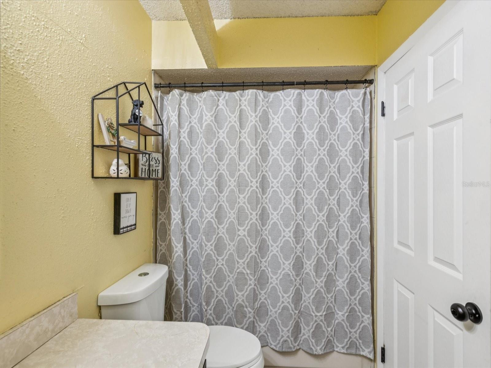Image 10 of 30 For 8730 Martinique Lane
